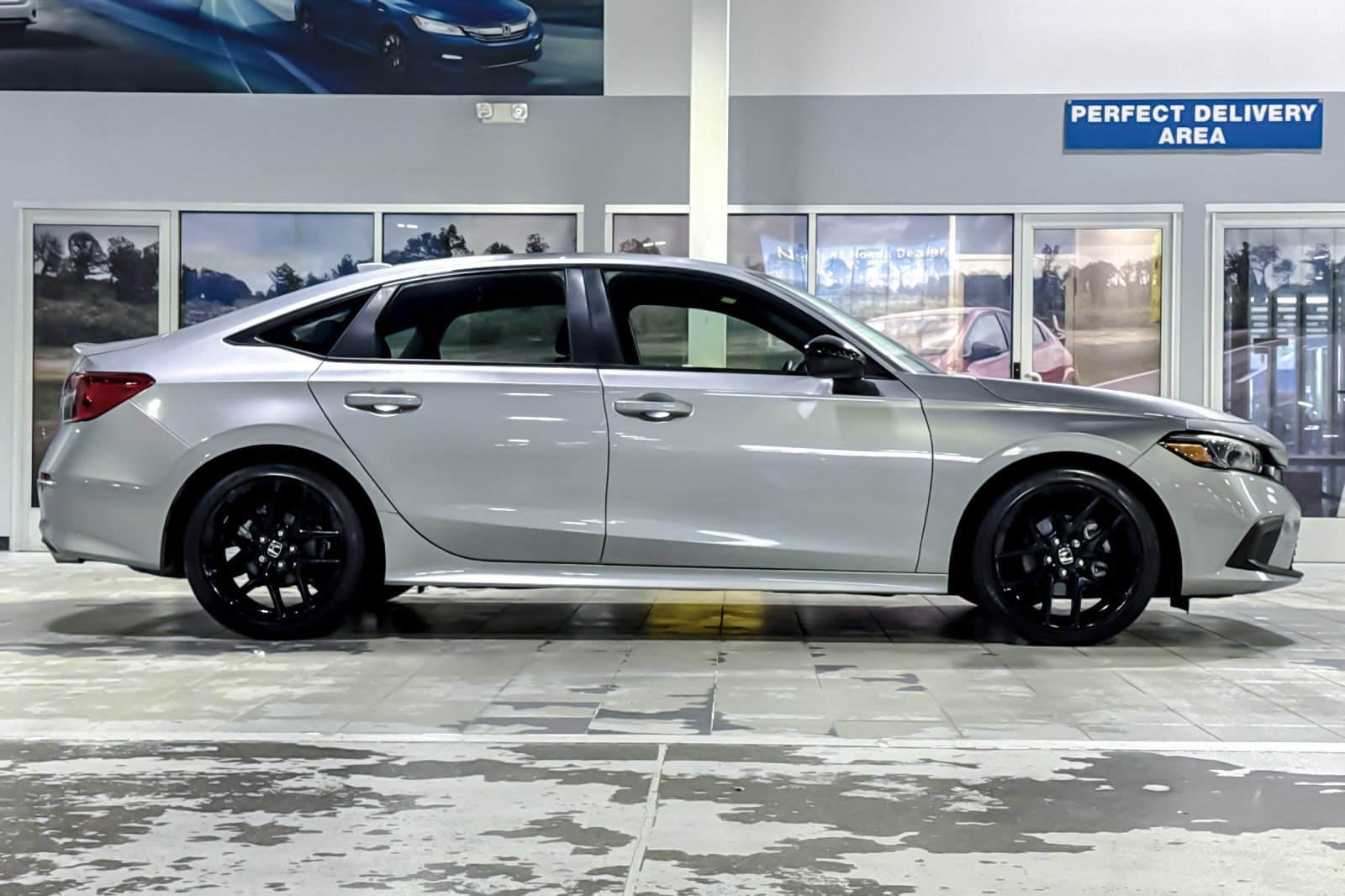 Used 2024 Honda Civic Sport image 7