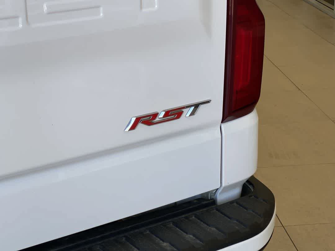 Used 2020 Chevrolet Silverado 1500 RST w/ Z71 Off-Road Package AWD/4WD image 12