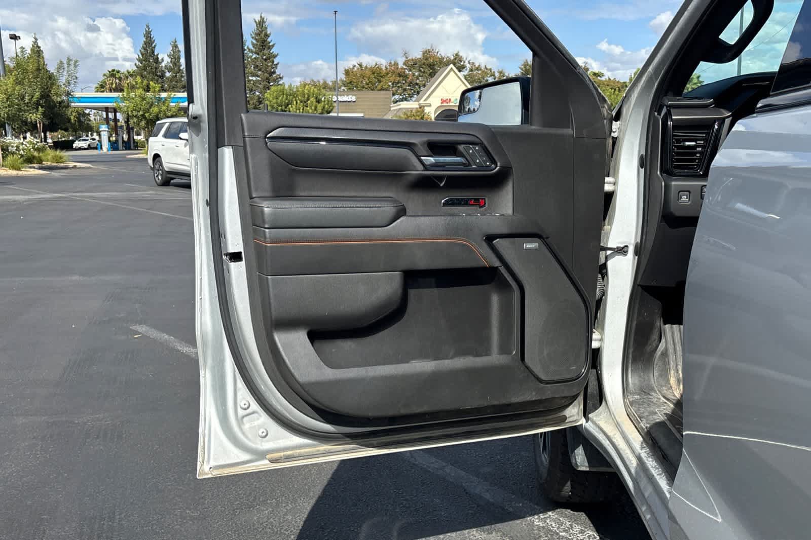 Used 2022 GMC Sierra 1500 AT4 AWD/4WD image 14