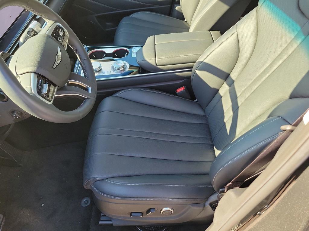 Used 2025 Genesis GV80 2.5T Standard image 24