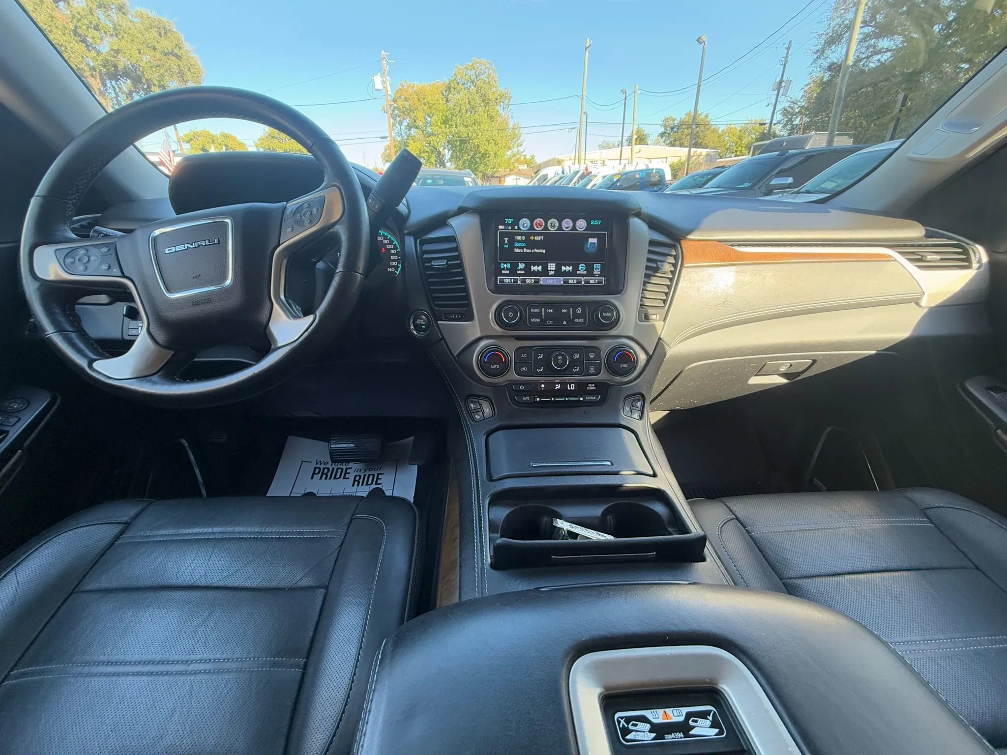 Used 2018 GMC Yukon Denali w/ Denali Ultimate Package image 9