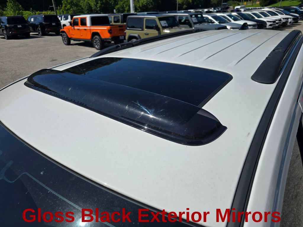 Used 2023 Dodge Durango R/T AWD/4WD image 18