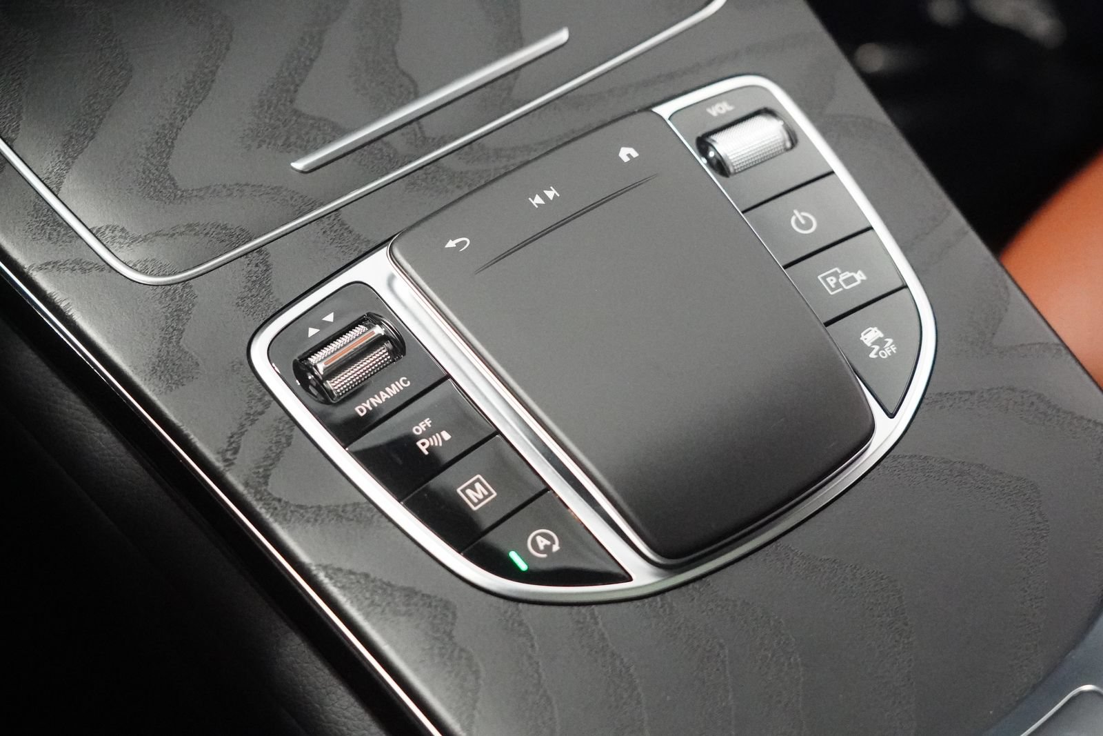 Certified 2023 Mercedes-Benz GLC 300 4MATIC Coupe image 23