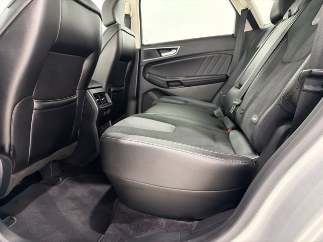 Used 2016 Ford Edge Sport w/ Equipment Group 401A AWD/4WD image 17