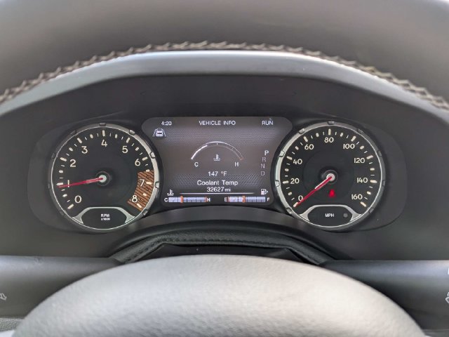 Used 2021 Jeep Renegade Latitude w/ Sun & Sound Group FWD image 27