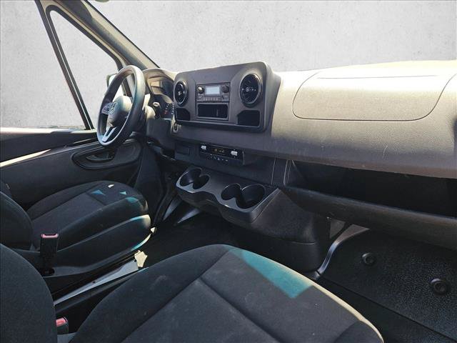 Used 2023 Mercedes-Benz Sprinter 2500 image 21