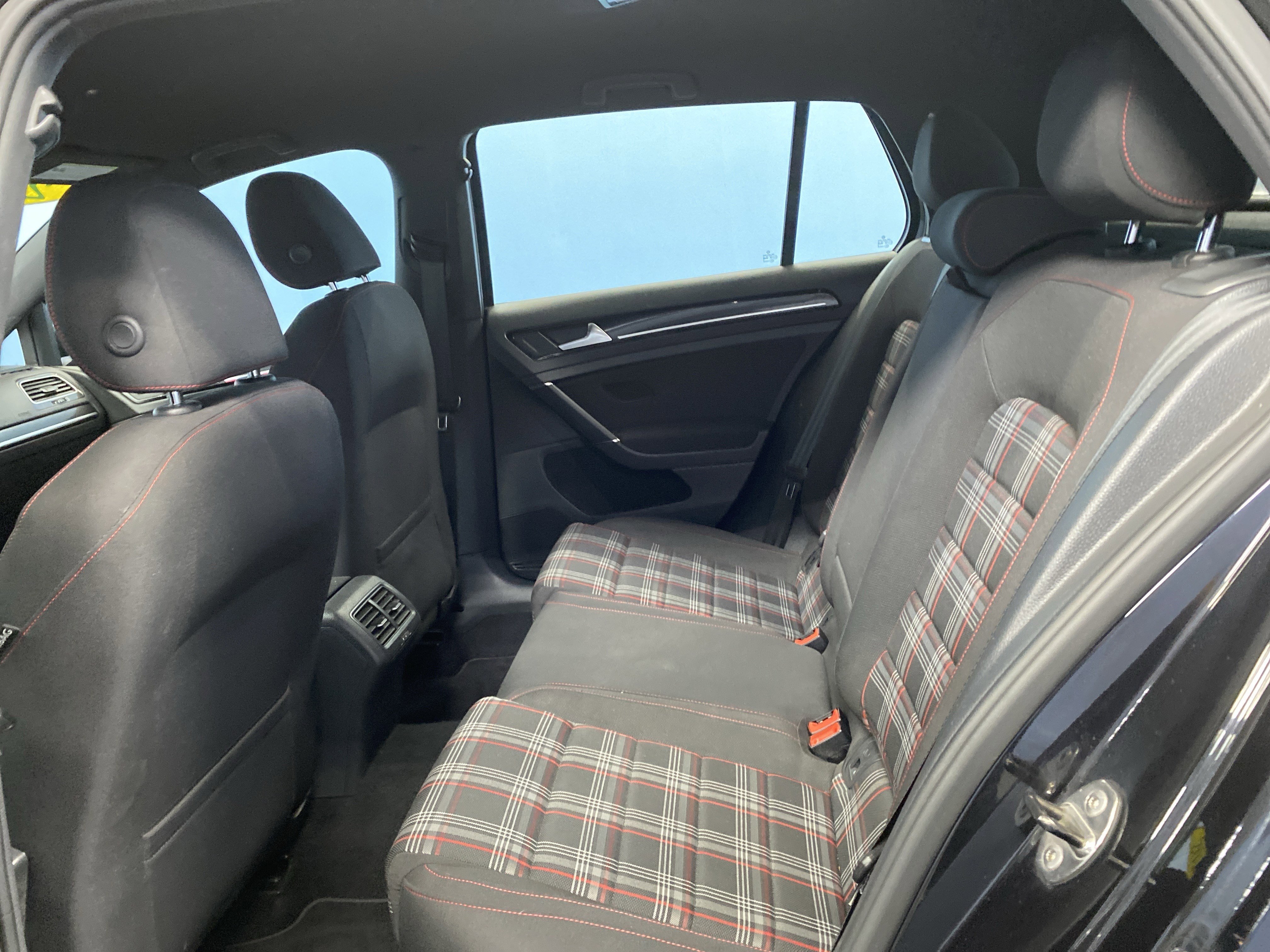 Used 2015 Volkswagen GTI S image 22