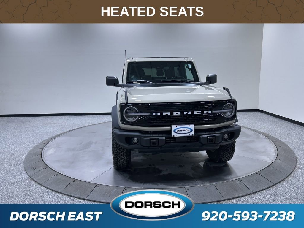 Used 2025 Ford Bronco Badlands image 2