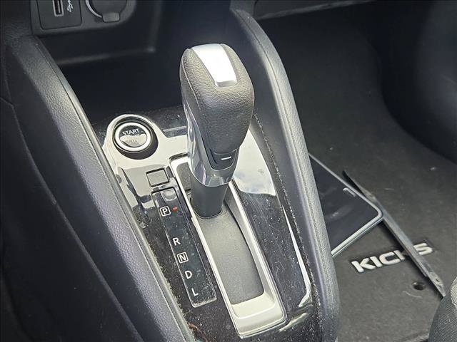 Used 2021 Nissan Kicks S FWD image 10