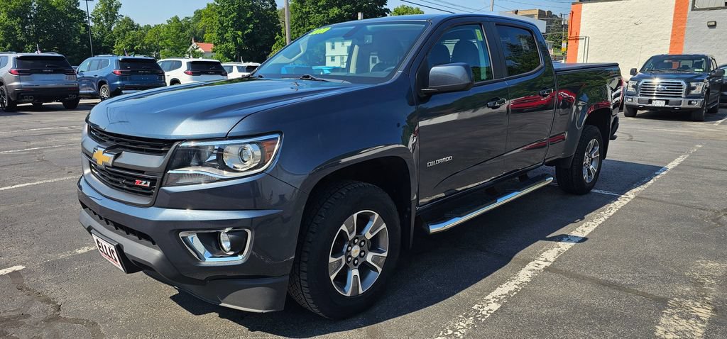 Used 2019 Chevrolet Colorado Z71 AWD/4WD image 3