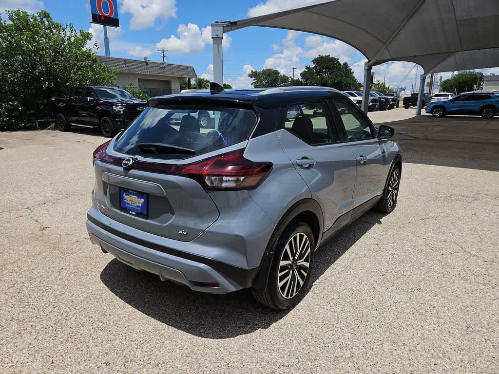 Used 2023 Nissan Kicks SV FWD image 8