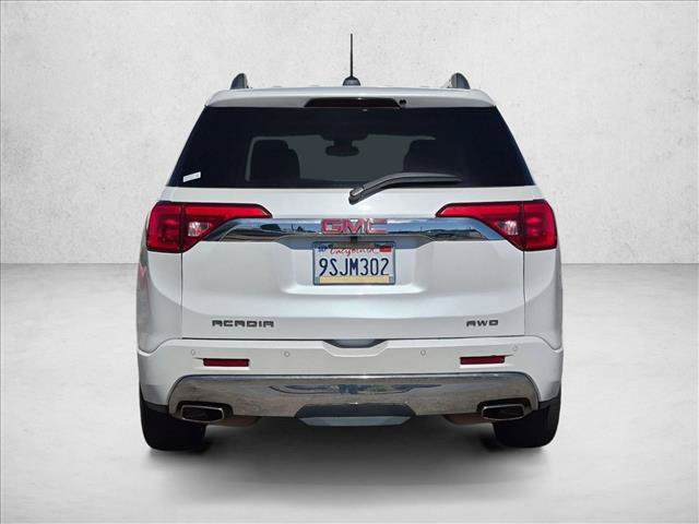 Used 2017 GMC Acadia Denali w/ Technology Package AWD/4WD image 5