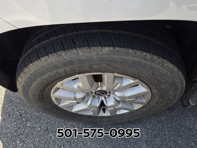 Used 2023 Nissan Frontier SV RWD image 7