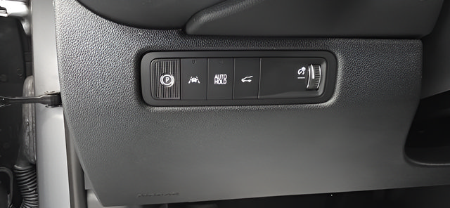New 2026 Chevrolet Equinox EV RS FWD image 12
