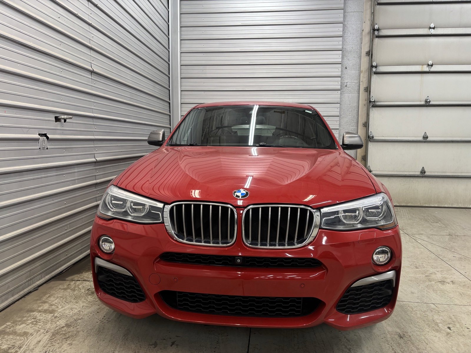 Used 2016 BMW X4 M40i image 2