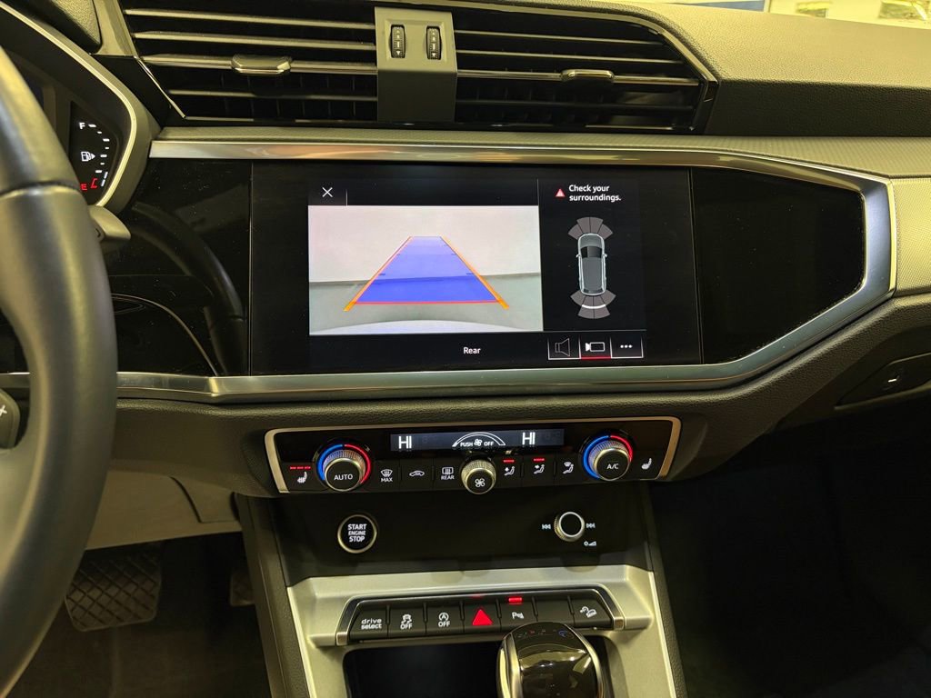 Used 2021 Audi Q3 2.0T Premium w/ Convenience Package image 18