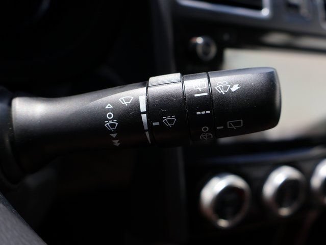 Used 2018 Subaru Forester 2.5i Touring AWD/4WD image 36