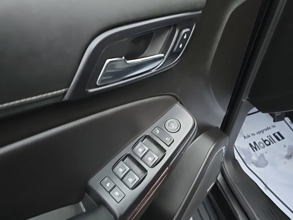 Used 2019 GMC Yukon SLE image 16