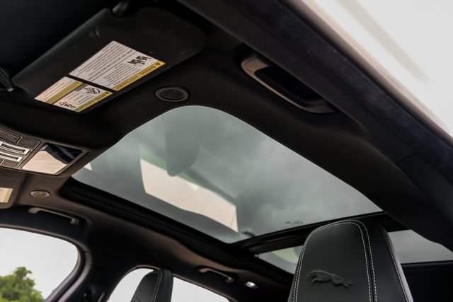 Used 2025 Jaguar F-PACE R-Dynamic S AWD/4WD image 4