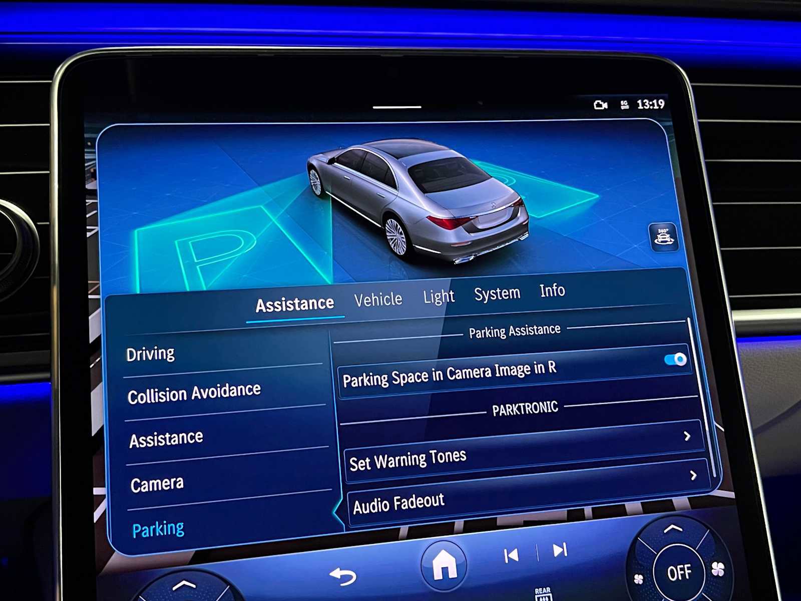 New 2026 Mercedes-Benz S 580 4MATIC Sedan image 33