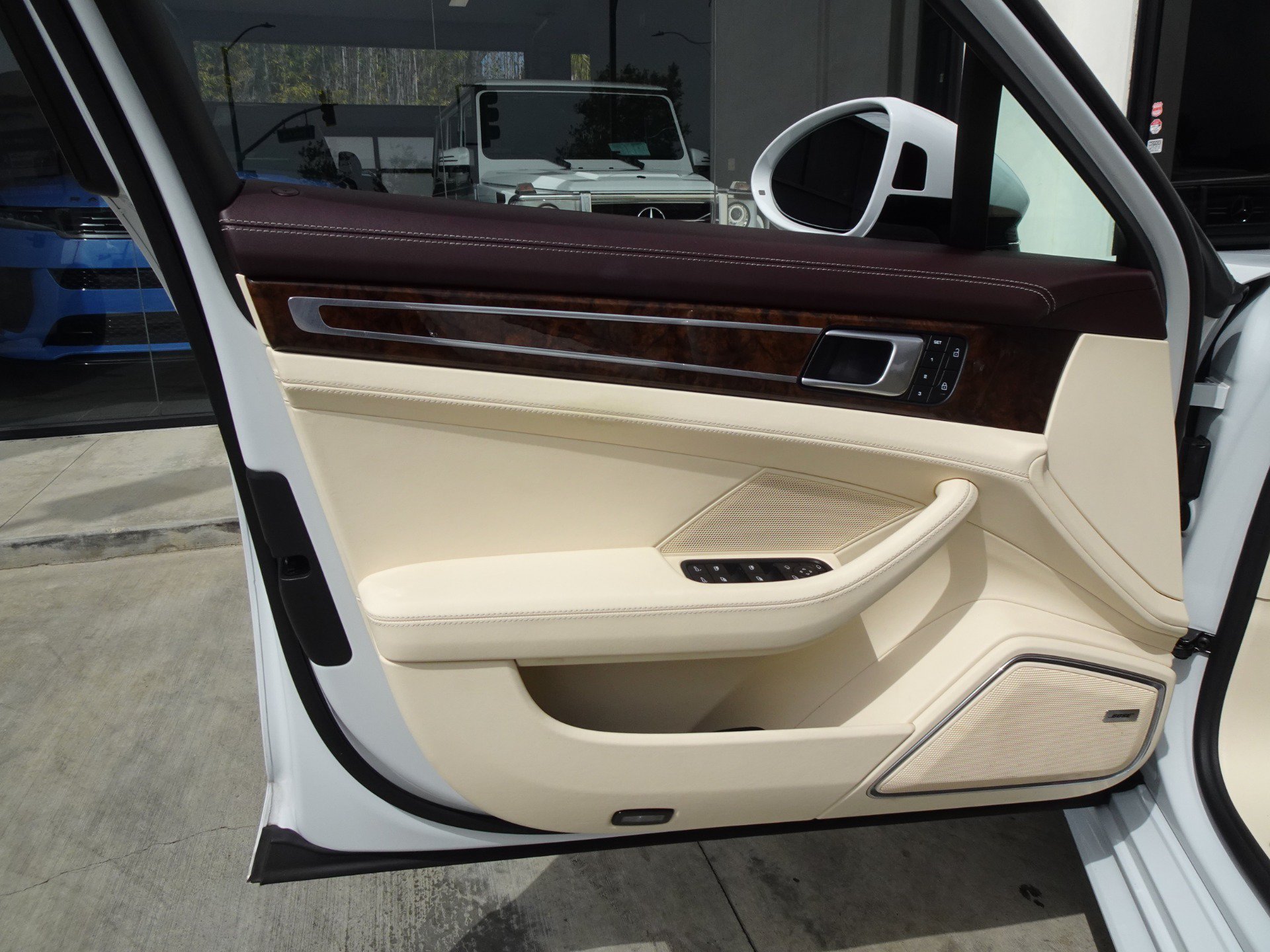 Used 2022 Porsche Panamera Platinum Edition RWD image 11
