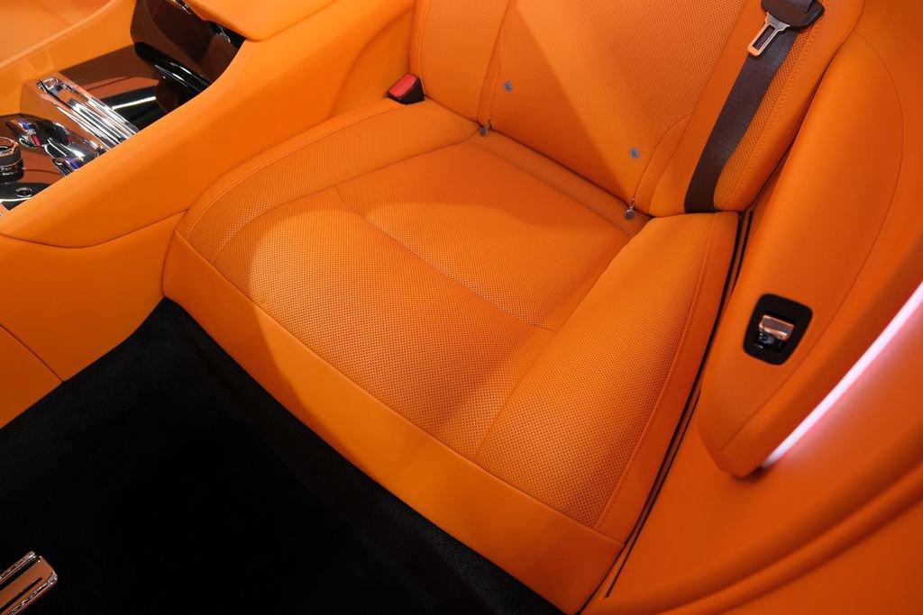 Used 2026 Rolls-Royce Spectre image 41