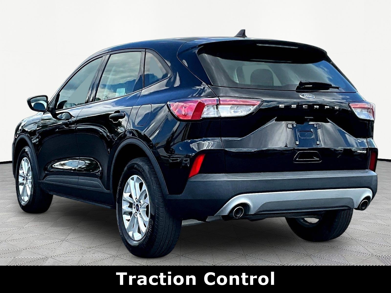 Used 2022 Ford Escape S AWD/4WD image 4