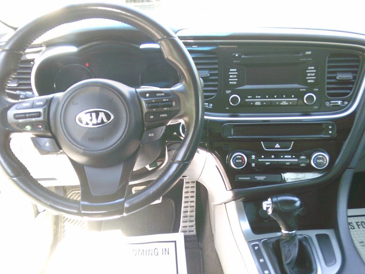 Used 2015 Kia Optima SX image 9