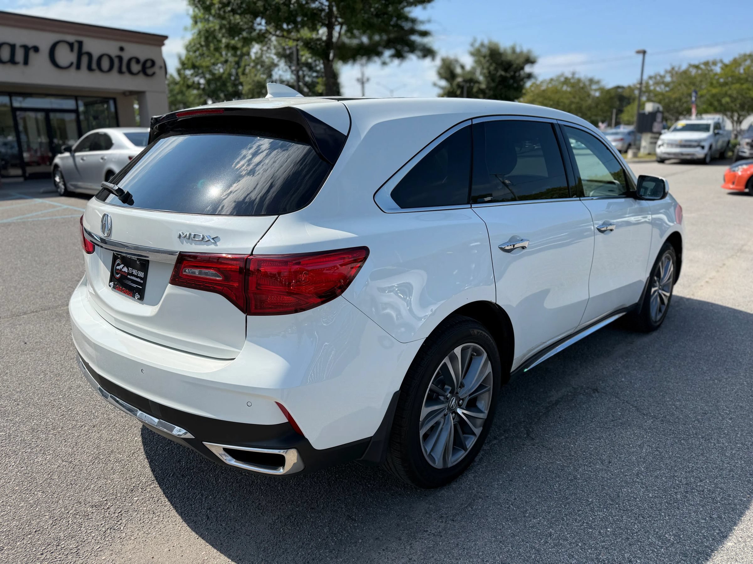 Used 2017 Acura MDX w/ Technology Package FWD image 8
