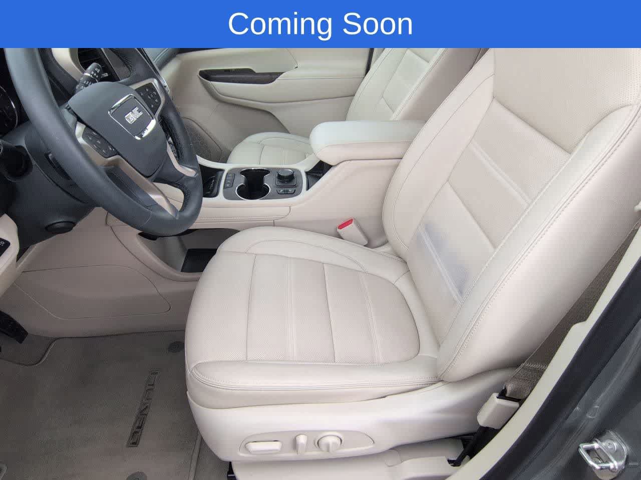 Used 2023 GMC Acadia Denali w/ Denali Ultimate Package AWD/4WD image 16