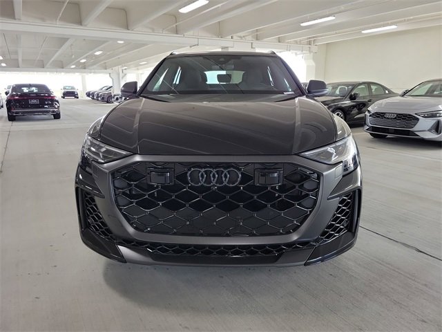 New 2026 Audi RS Q8 performance image 3
