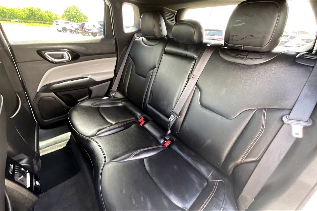 Used 2024 Jeep Compass Limited AWD/4WD image 19