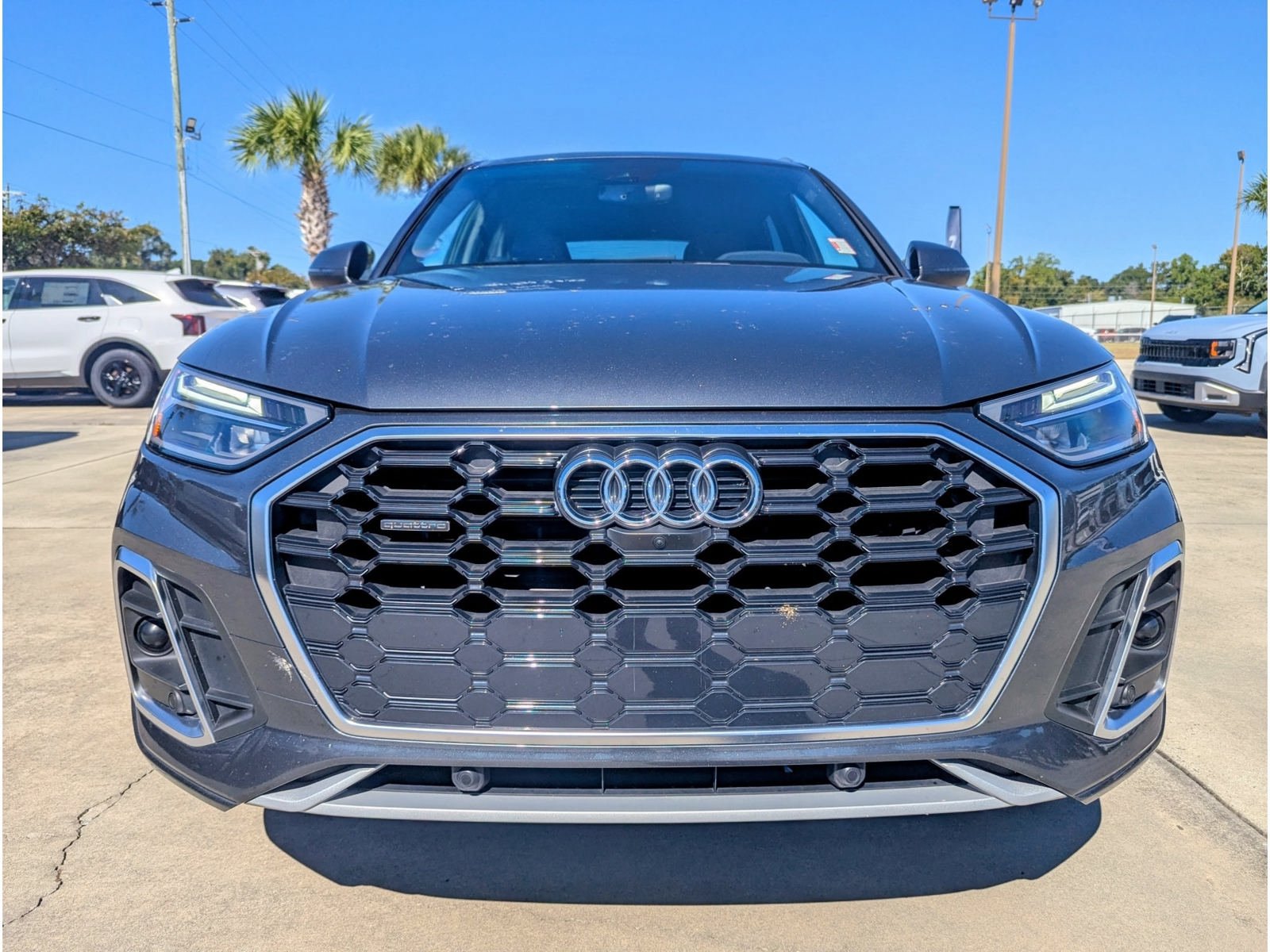 Used 2023 Audi Q5 2.0T Premium Plus w/ Premium Plus Package AWD/4WD image 7
