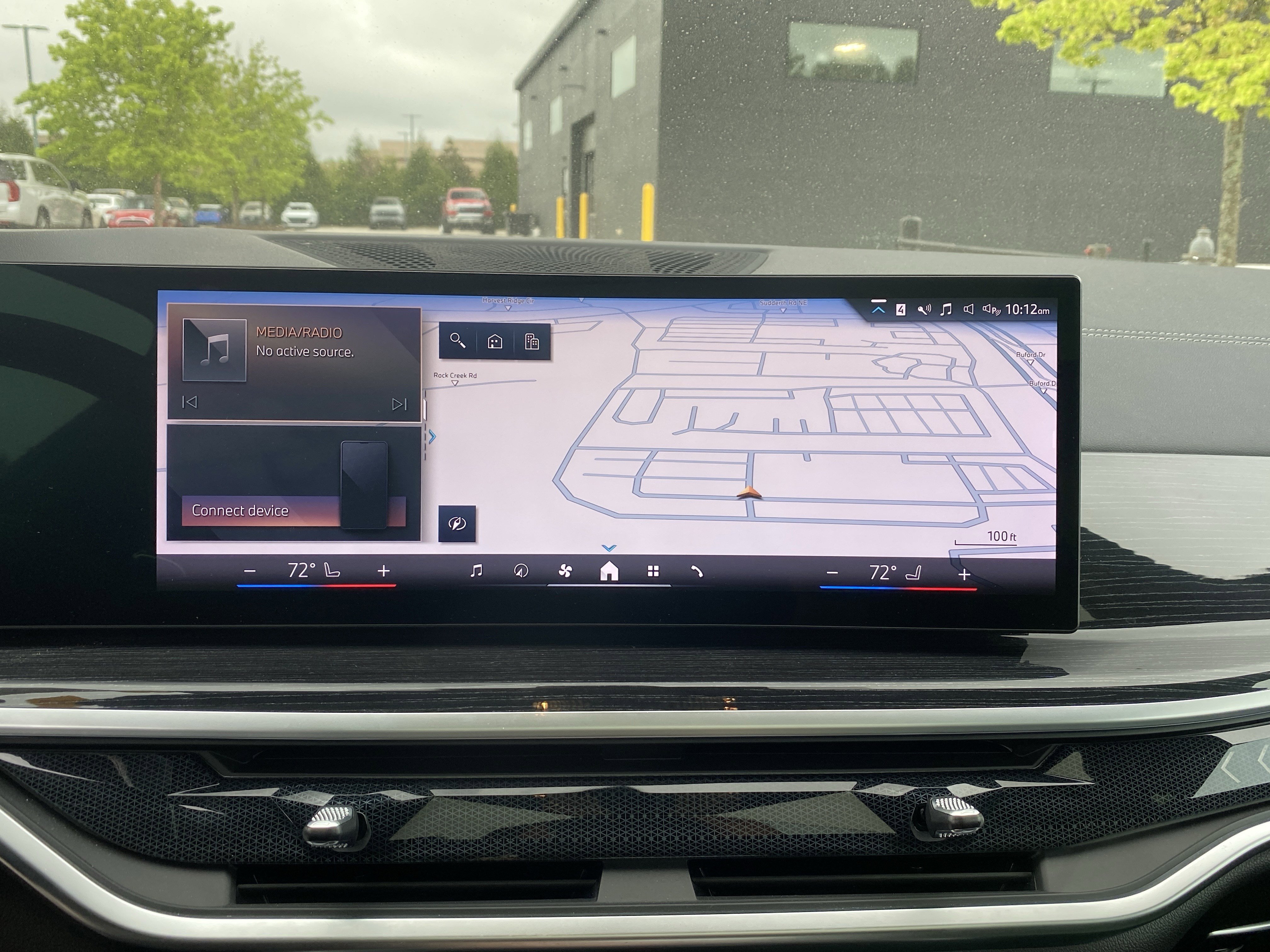 Used 2024 BMW X6 xDrive40i w/ Parking Assistance Package image 22