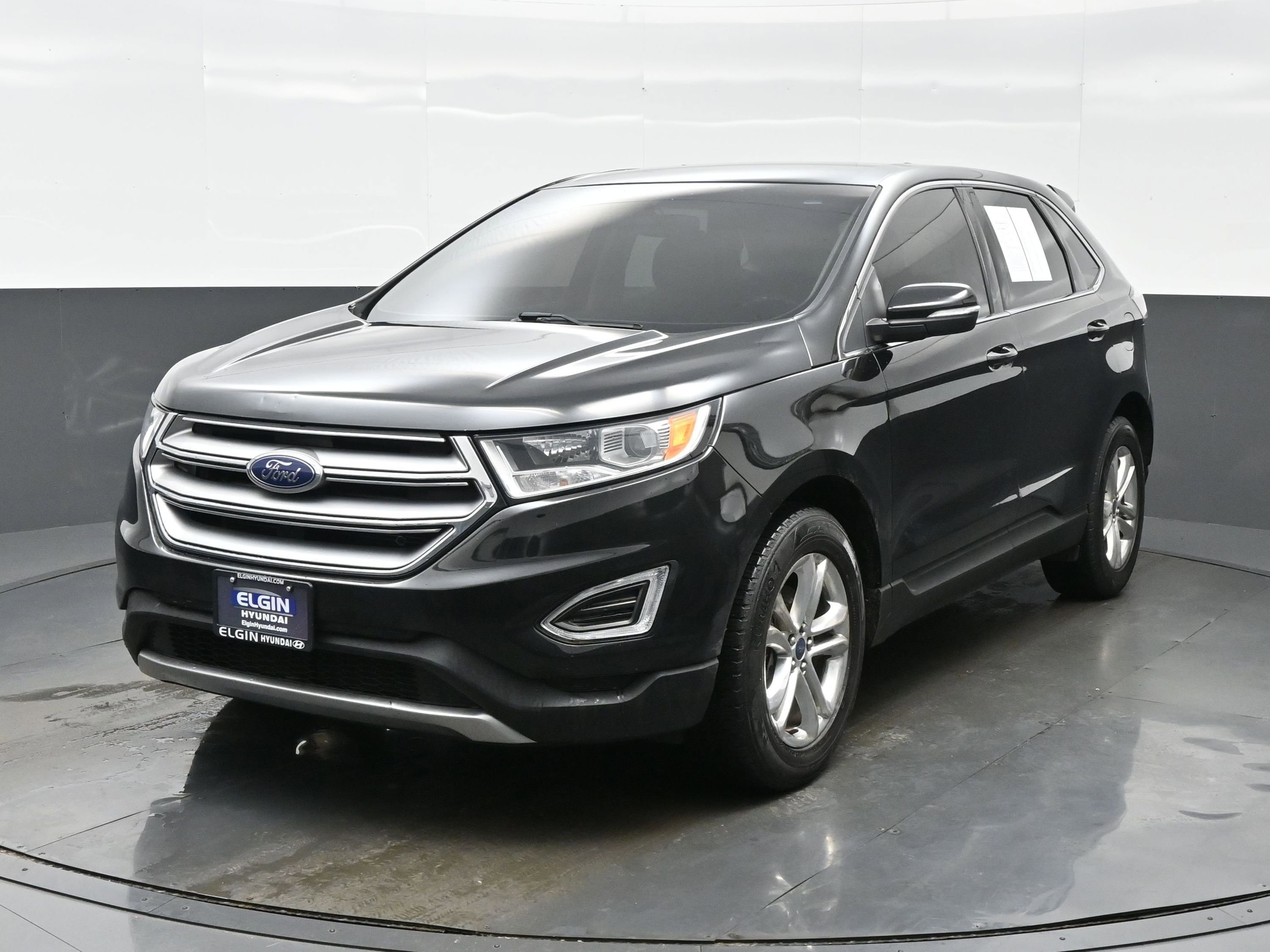 Used 2015 Ford Edge SEL w/ Equipment Group 201A image 2