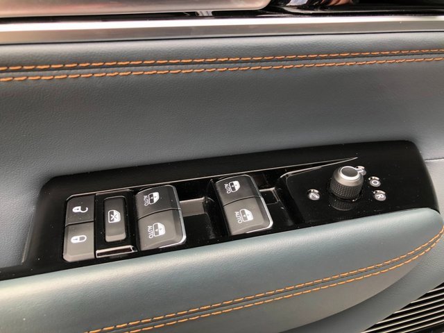 Used 2022 Jeep Grand Wagoneer Series II w/ Convenience Group III image 19