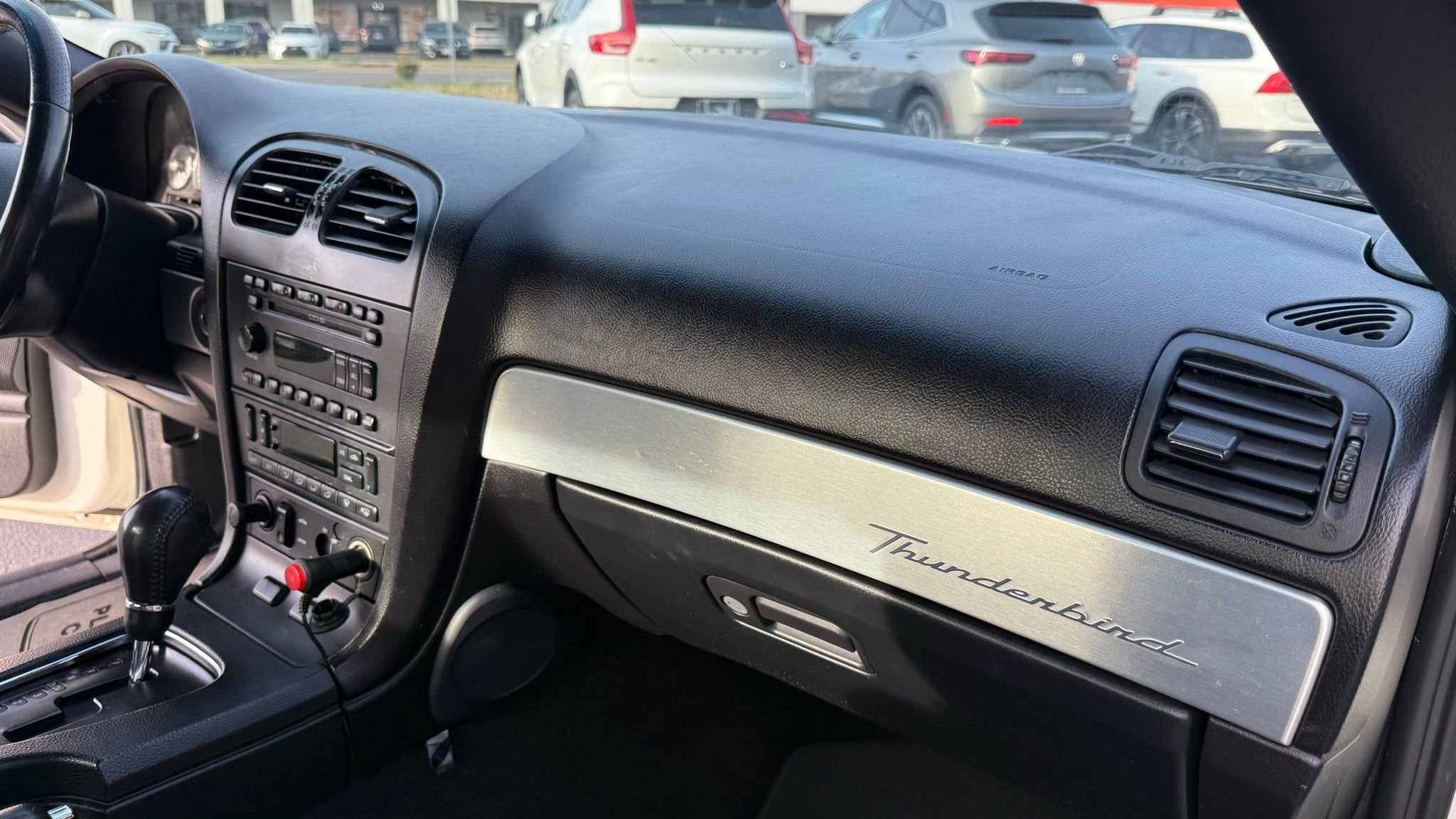 Used 2003 Ford Thunderbird image 58