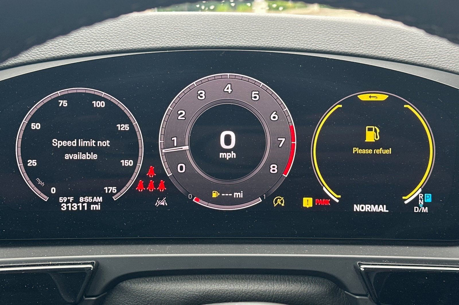 Used 2024 Porsche Cayenne image 40