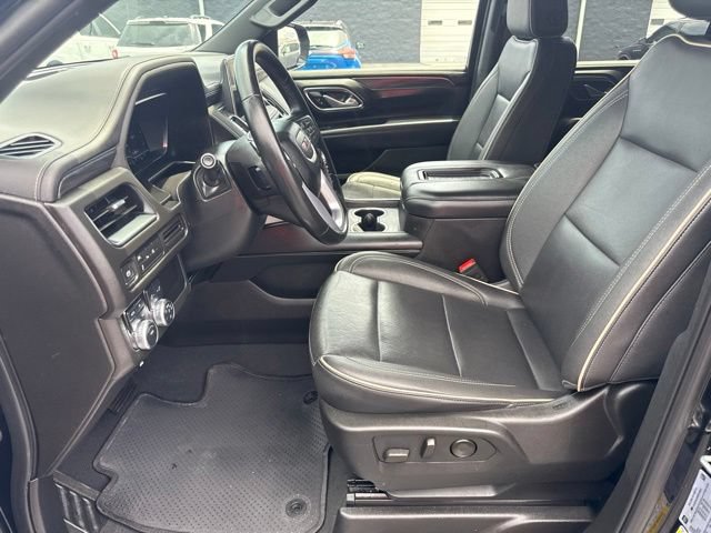 Used 2024 GMC Yukon XL SLT AWD/4WD image 11