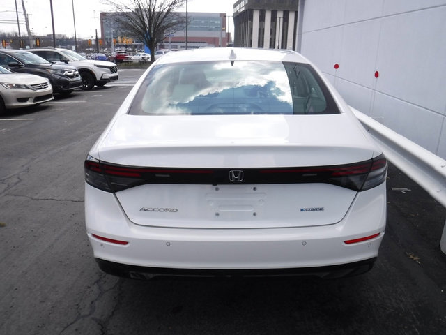Used 2023 Honda Accord EX-L image 9