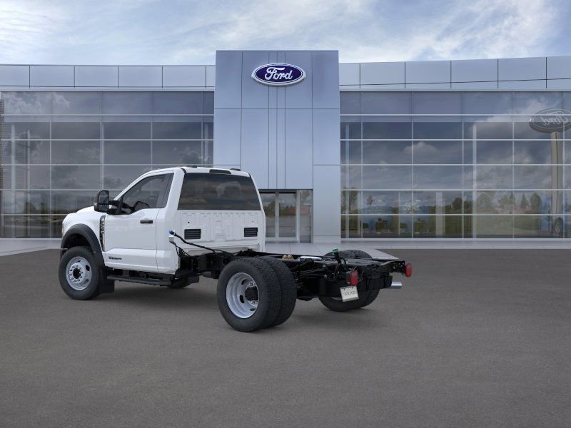New 2025 Ford F550 4x4 Regular Cab Super Duty image 4