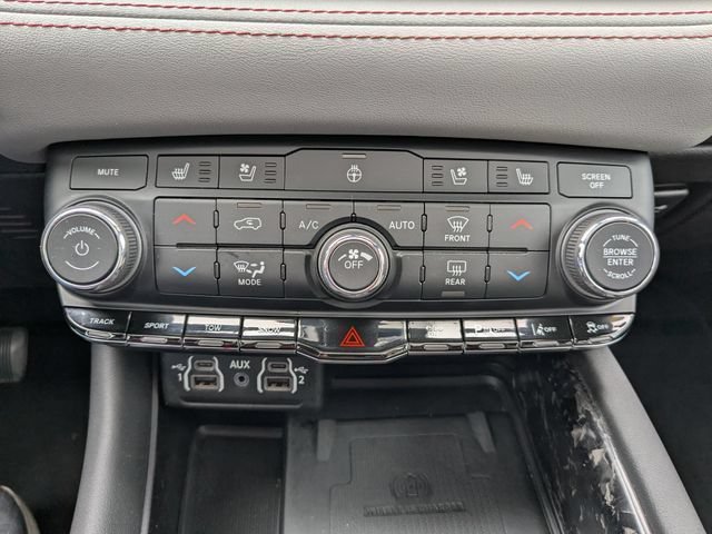 Used 2024 Dodge Durango R/T AWD/4WD image 5