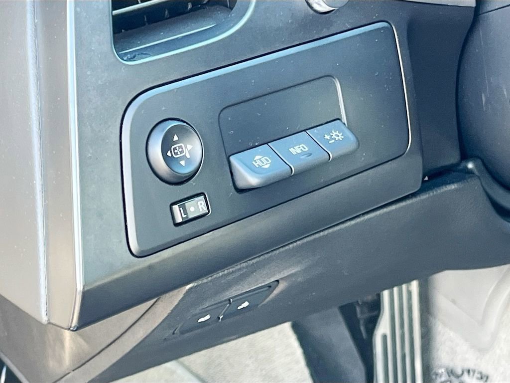 Used 2019 Chevrolet Corvette Stingray Coupe w/ 2LT Preferred Equipment Group image 10