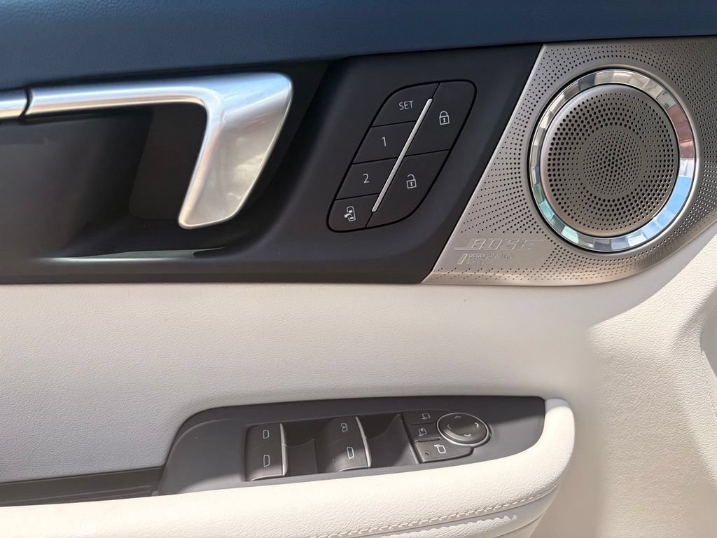 Used 2026 Buick Enclave Avenir w/ Super Cruise Package FWD image 13