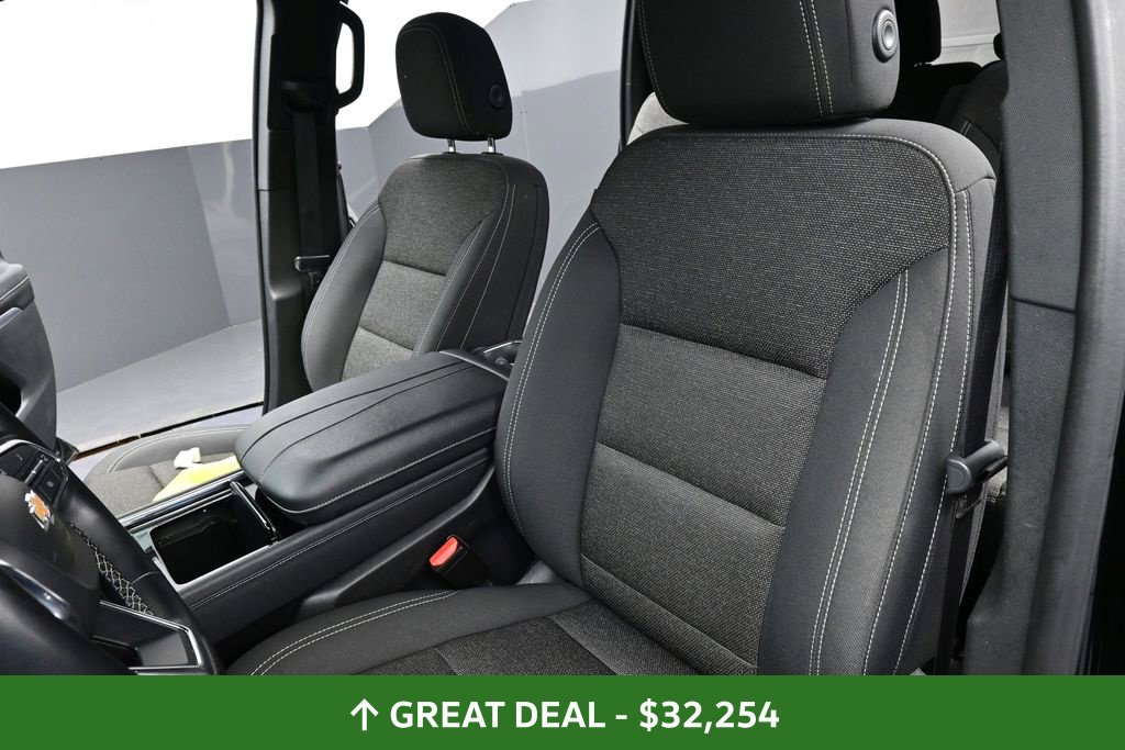 Used 2024 Chevrolet Traverse LT FWD image 24
