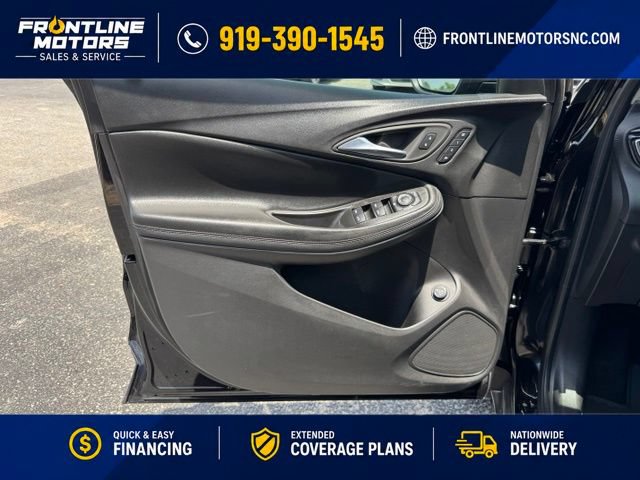 Used 2022 Buick Encore GX Essence w/ Experience Buick Package FWD image 18