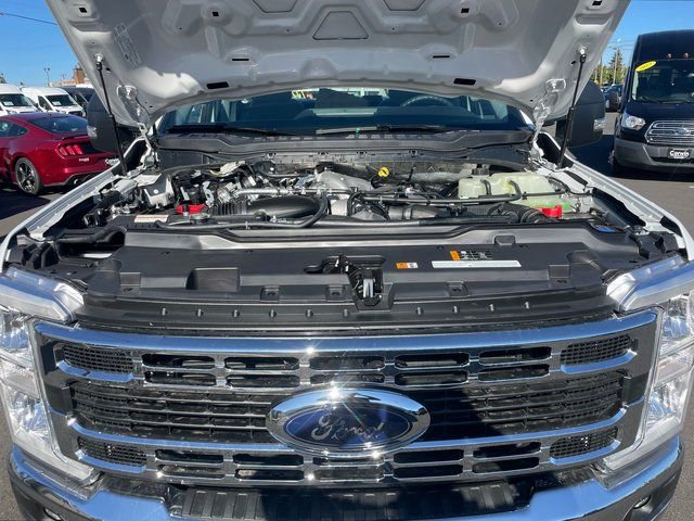 New 2026 Ford F350 XL w/ XL Chrome Package AWD/4WD image 28