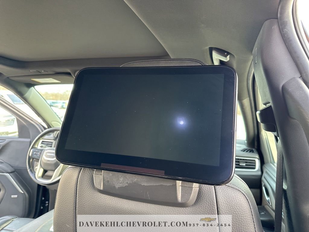 Used 2021 GMC Yukon XL Denali w/ Denali Premium Package image 30