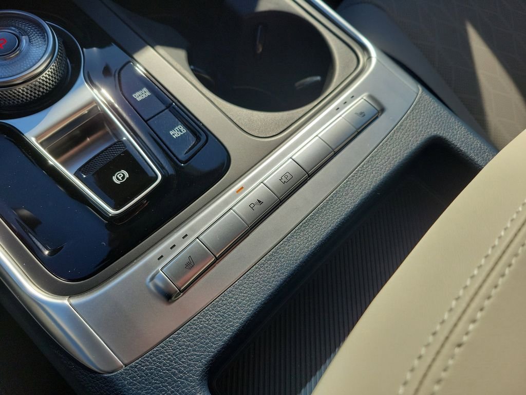 New 2026 Kia Carnival EX FWD image 37