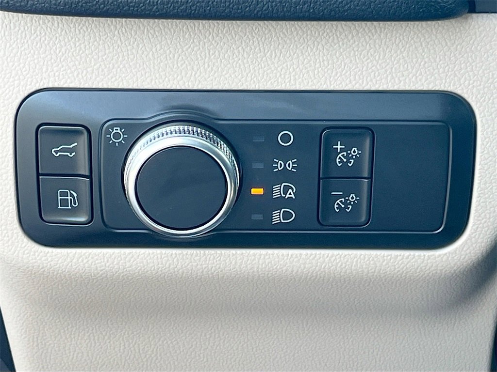 Used 2022 Ford Escape SE w/ Convenience Package image 10
